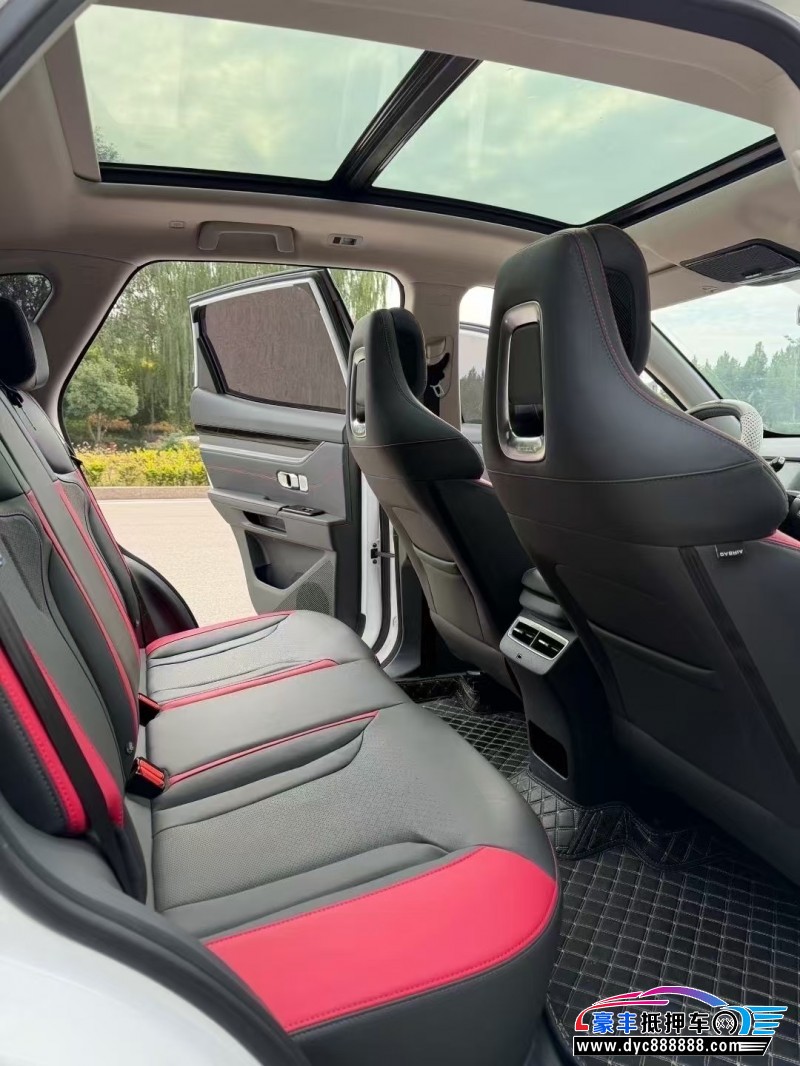 25年捷途大圣轿车抵押车出售