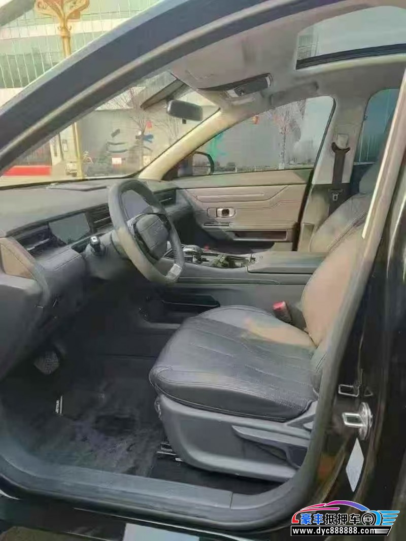 25年捷途大圣轿车抵押车出售