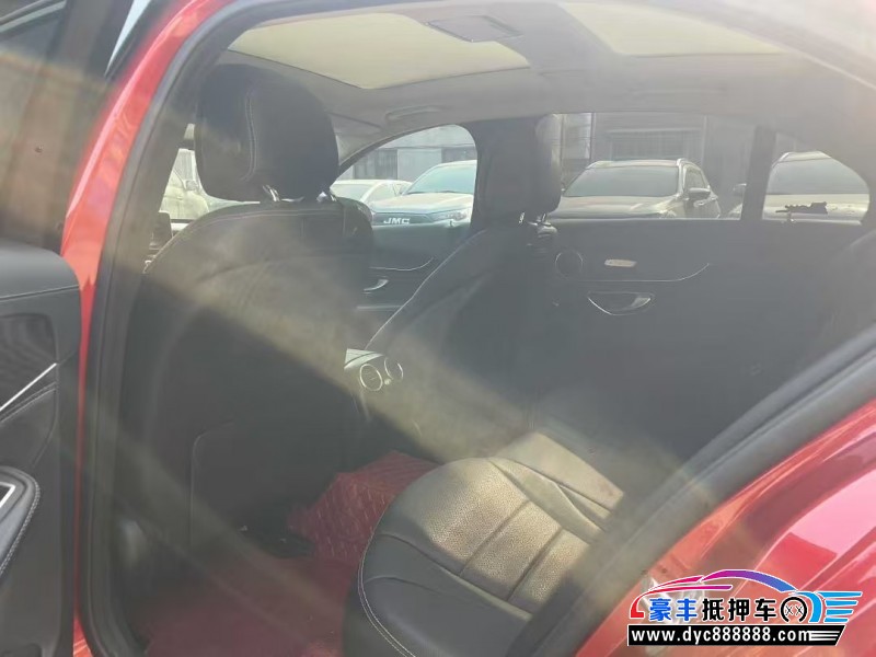 17年奔驰C轿车抵押车出售