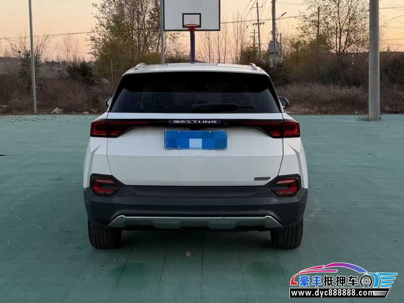 21年奔腾T77轿车抵押车出售