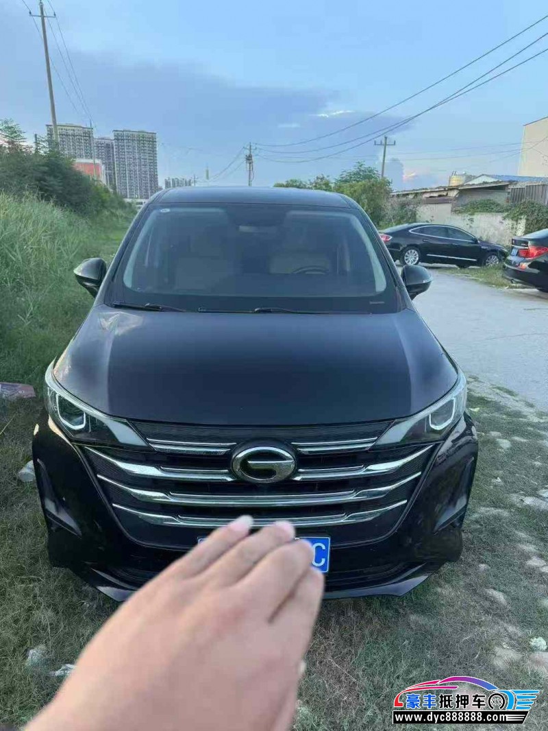 抵押车出售21年传祺m6轿车