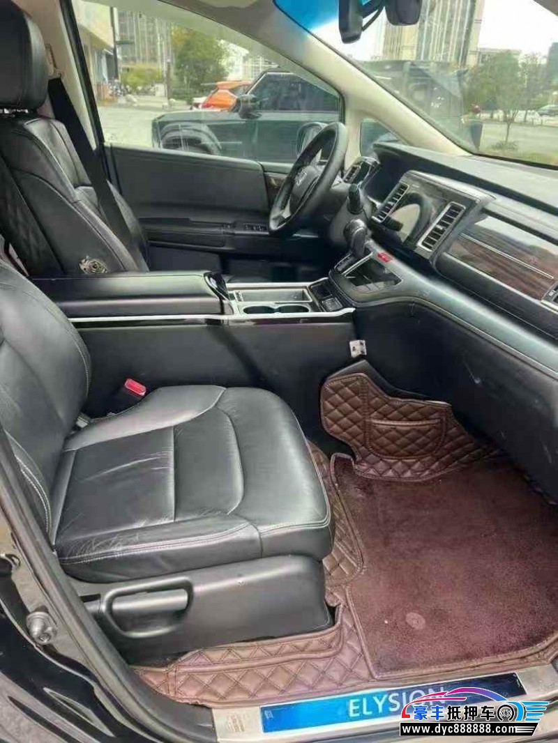 17年本田艾力绅MPV抵押车出售