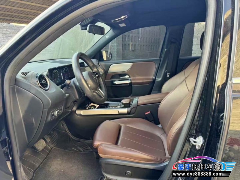 23年奔驰GLB轿车抵押车出售