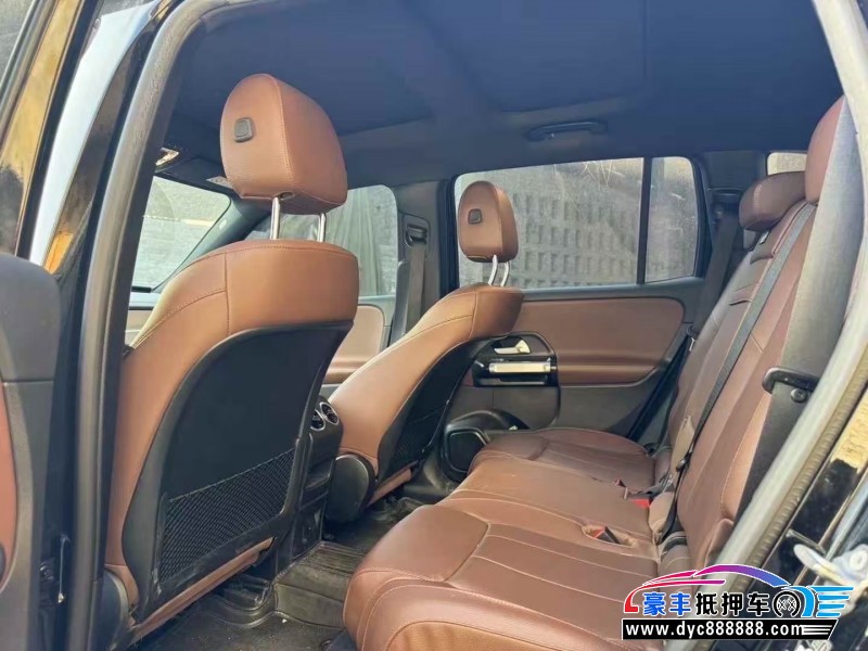 23年奔驰GLB轿车抵押车出售