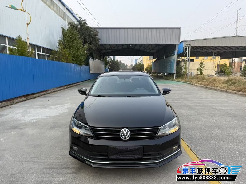 17年大众速腾轿车抵押车出售