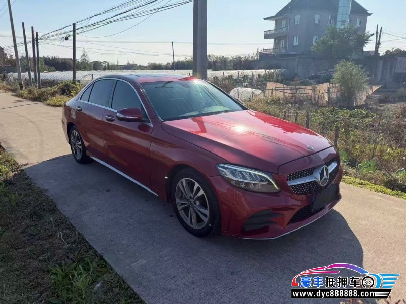 18年奔驰C轿车抵押车出售