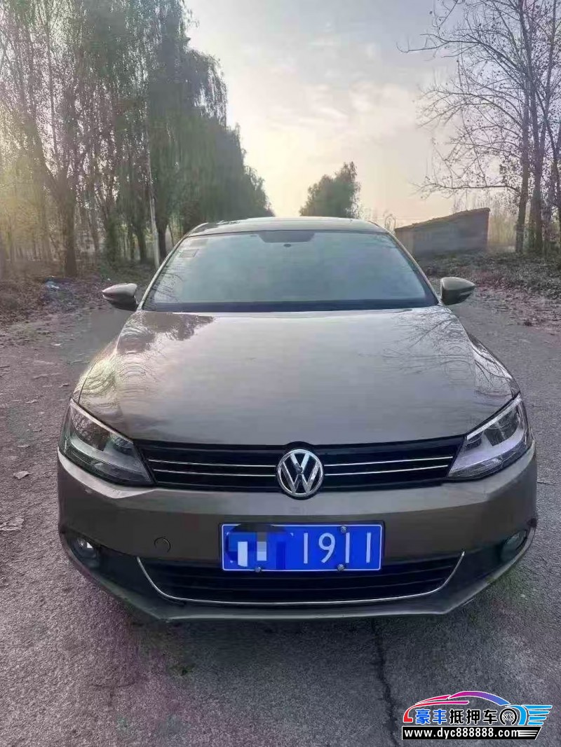 14年大众速腾轿车抵押车出售