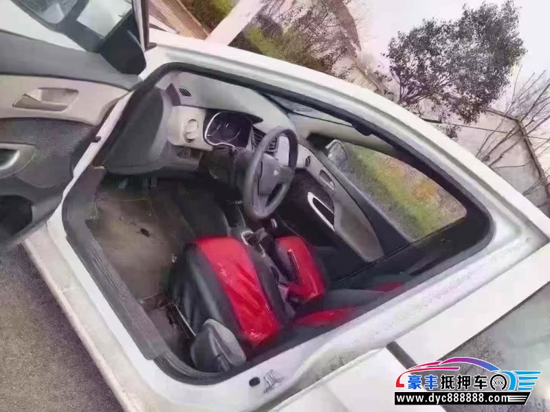 16年雪佛兰赛欧轿车抵押车出售