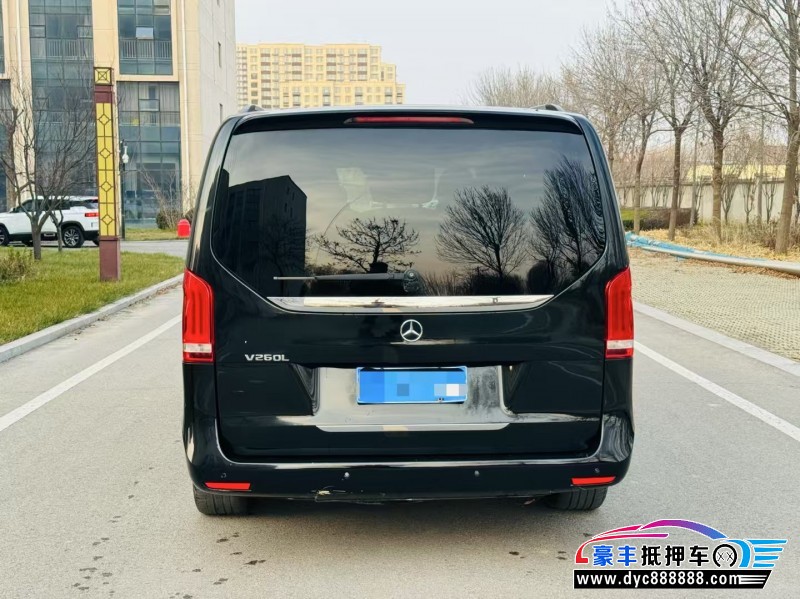 18年奔驰V轿车抵押车出售