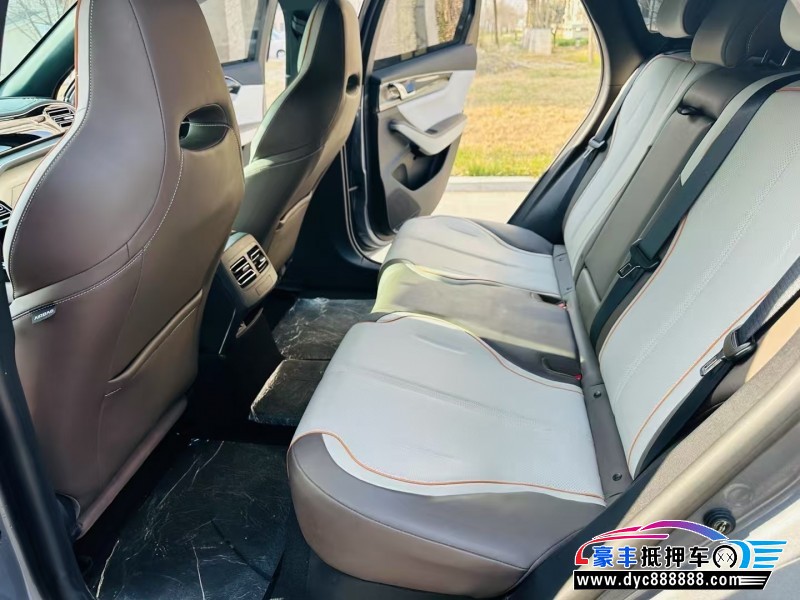 24年比亚迪秦轿车抵押车出售