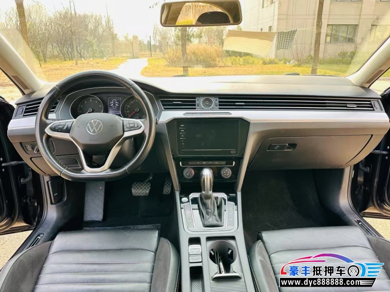 22年大众迈腾轿车抵押车出售