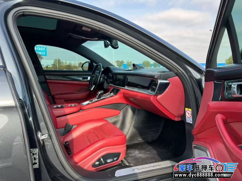 17年保时捷帕纳梅拉轿车抵押车出售