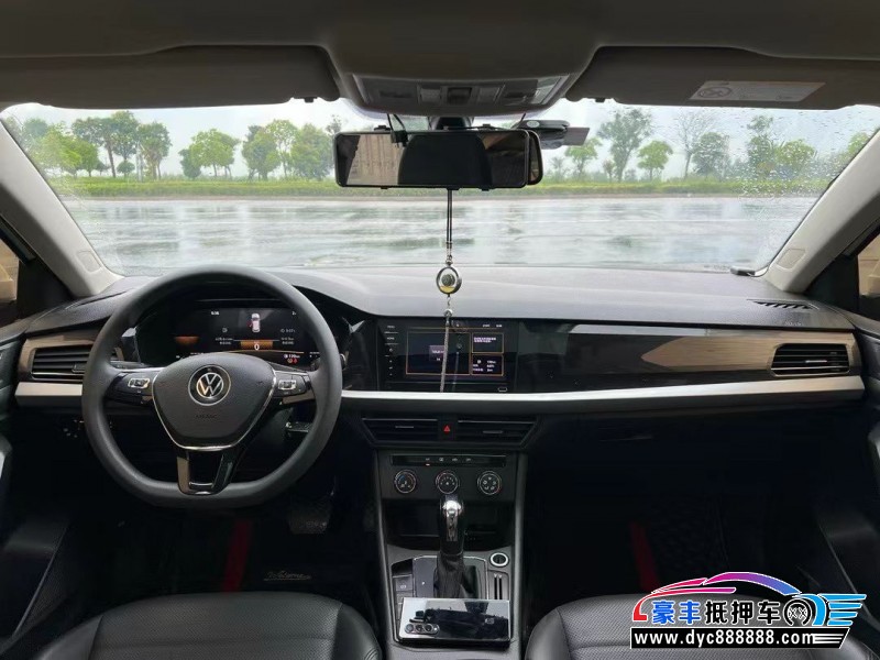 21年大众朗逸轿车抵押车出售