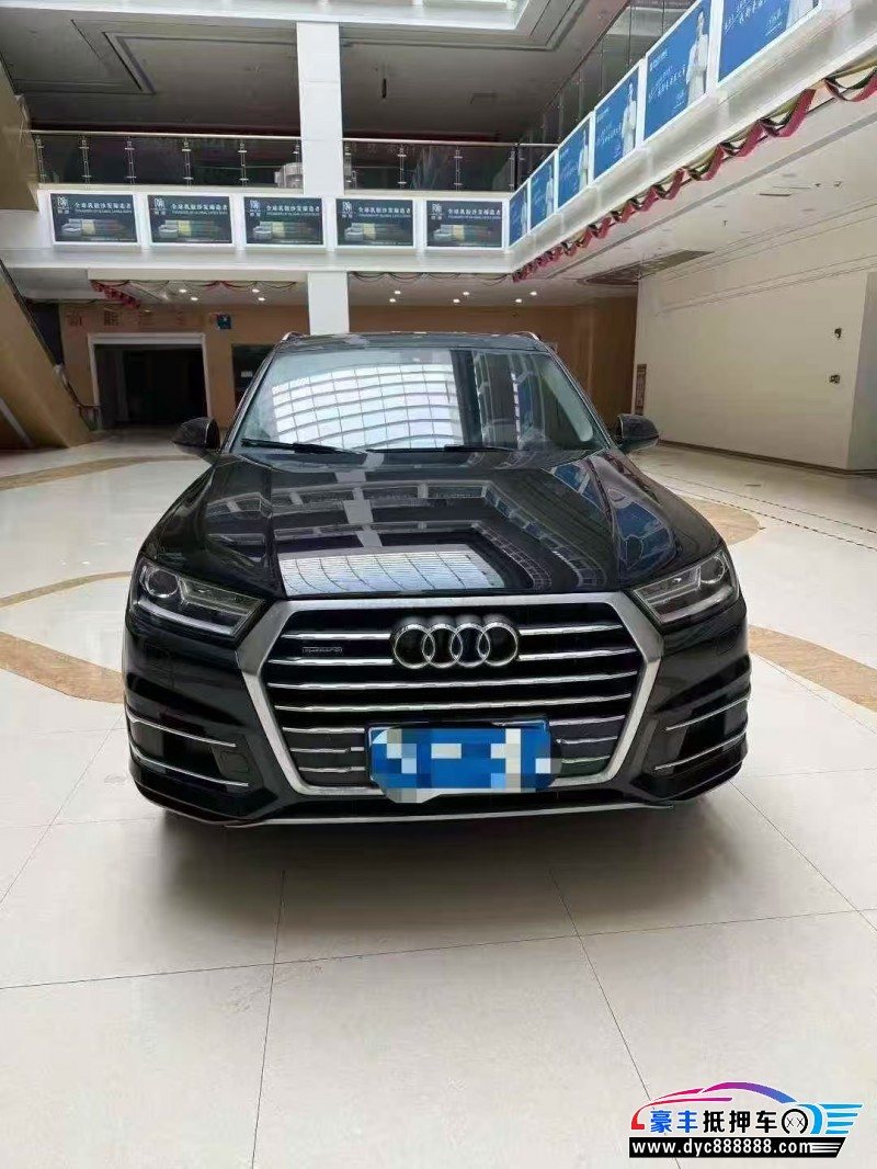 17年奥迪Q7轿车抵押车出售