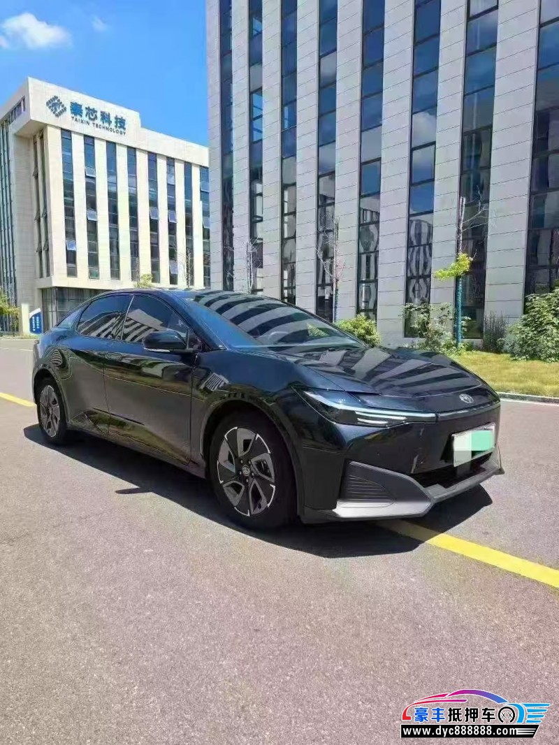 24年丰田BZ3轿车抵押车出售