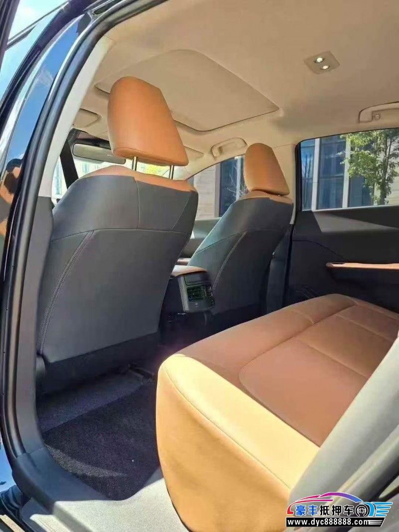 24年丰田BZ3轿车抵押车出售