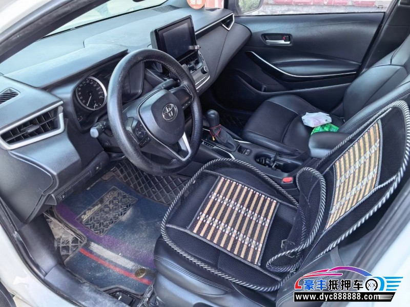 21年丰田雷凌轿车抵押车出售