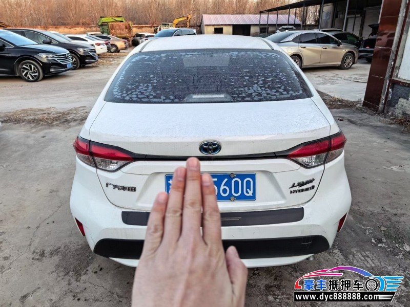 21年丰田雷凌轿车抵押车出售