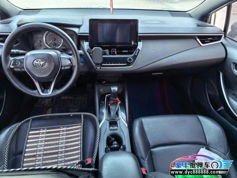 21年丰田雷凌轿车抵押车出售