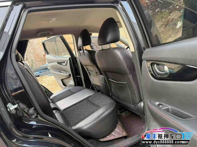 18年日产逍客轿车抵押车出售