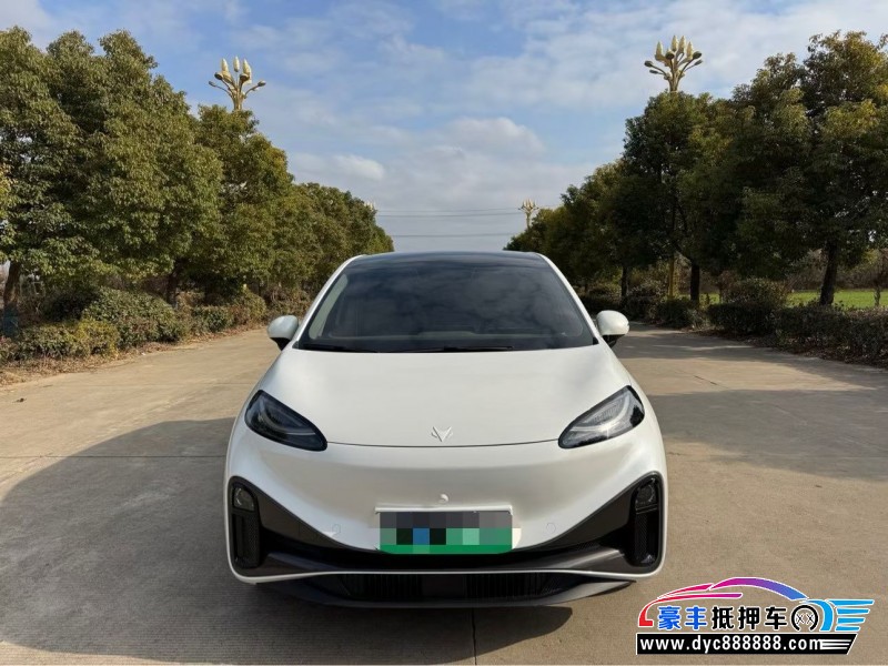 25年极狐考拉轿车抵押车出售