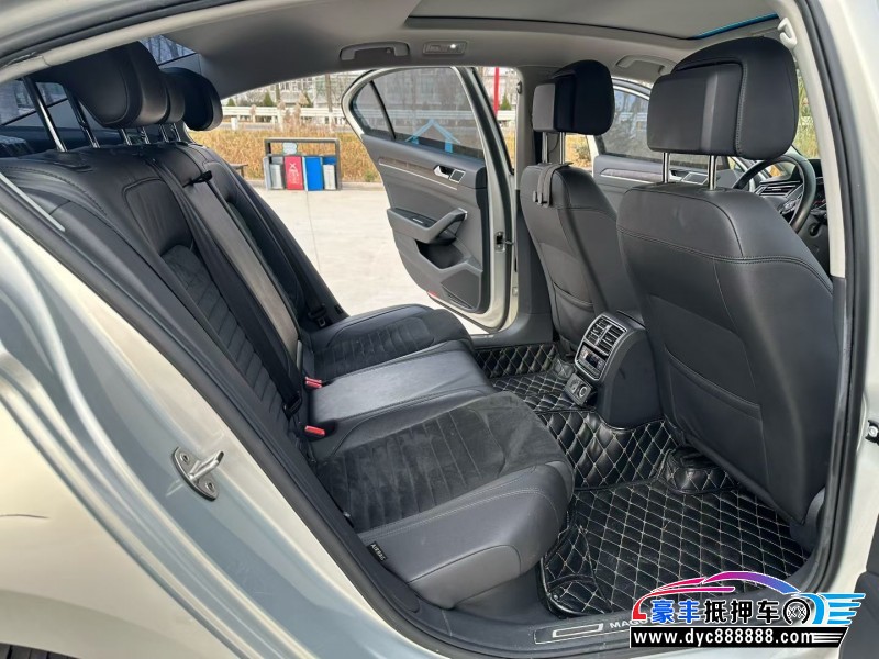 18年大众迈腾轿车抵押车出售