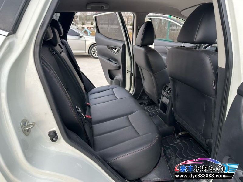 22年日产逍客轿车抵押车出售