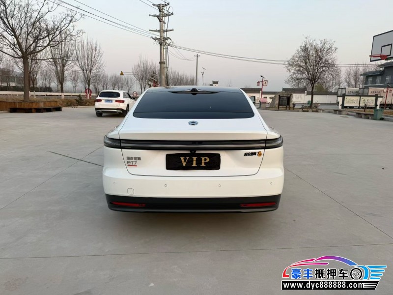 23年蔚来ET7轿车抵押车出售