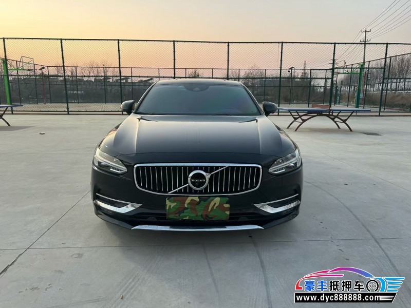 17年沃尔沃S90轿车抵押车出售