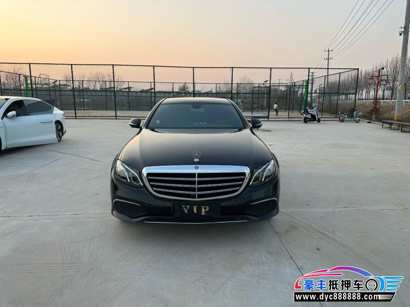 19年奔驰E轿车抵押车出售