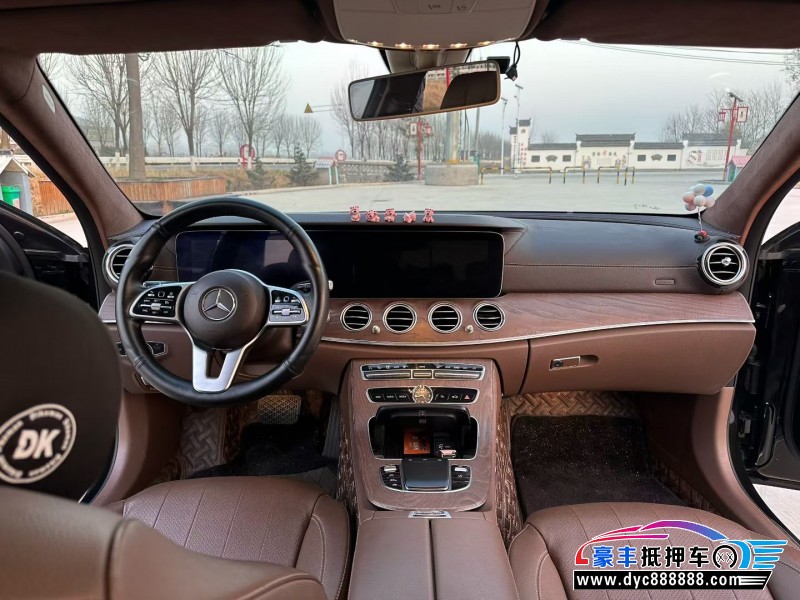 19年奔驰E轿车抵押车出售