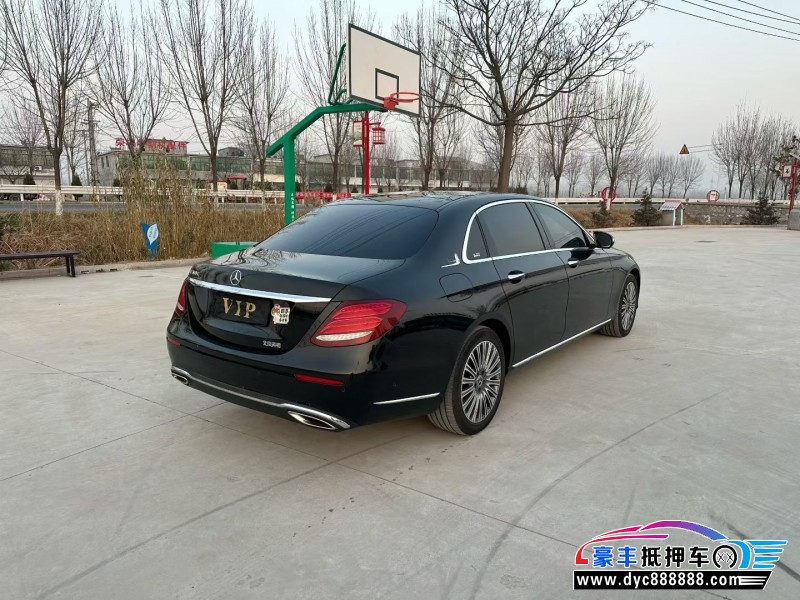 19年奔驰E轿车抵押车出售