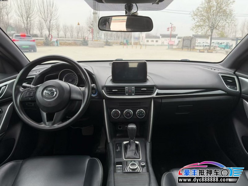 17年马自达CX-4轿车抵押车出售