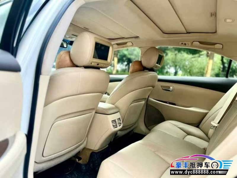 12年雷克萨斯ES轿车抵押车出售