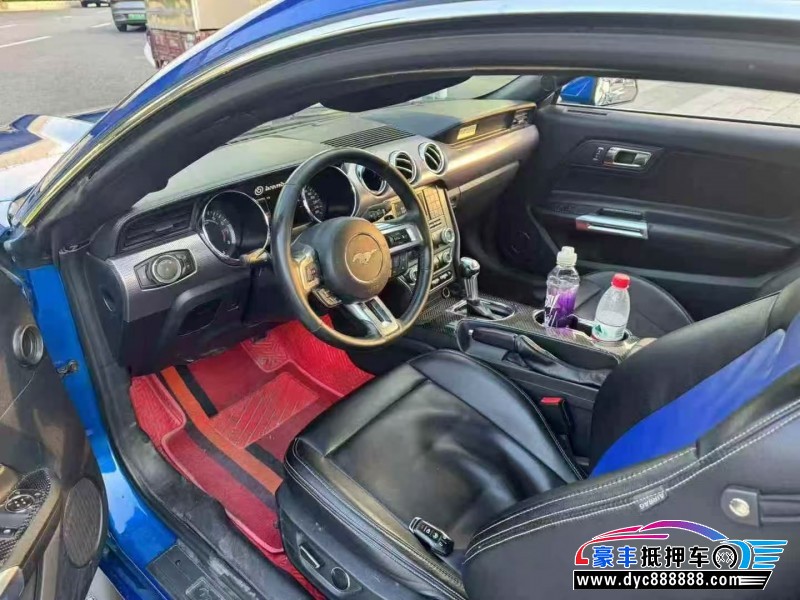 17年福特野马轿车抵押车出售