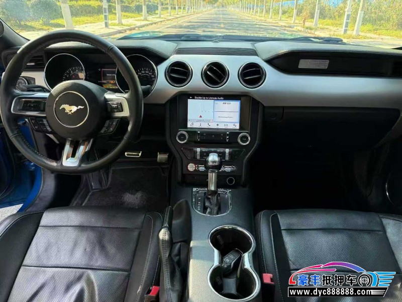 17年福特野马轿车抵押车出售