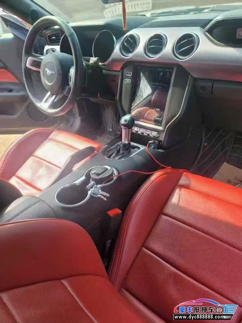 17年福特野马轿车抵押车出售