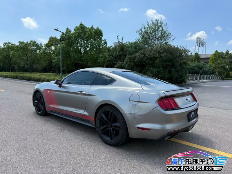 17年福特野马轿车抵押车出售