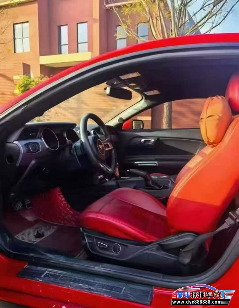 17年福特野马轿车抵押车出售