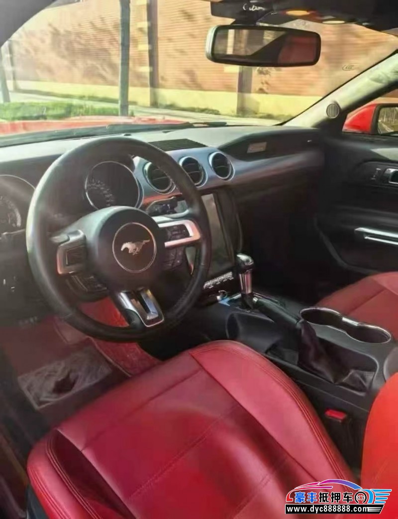 17年福特野马轿车抵押车出售