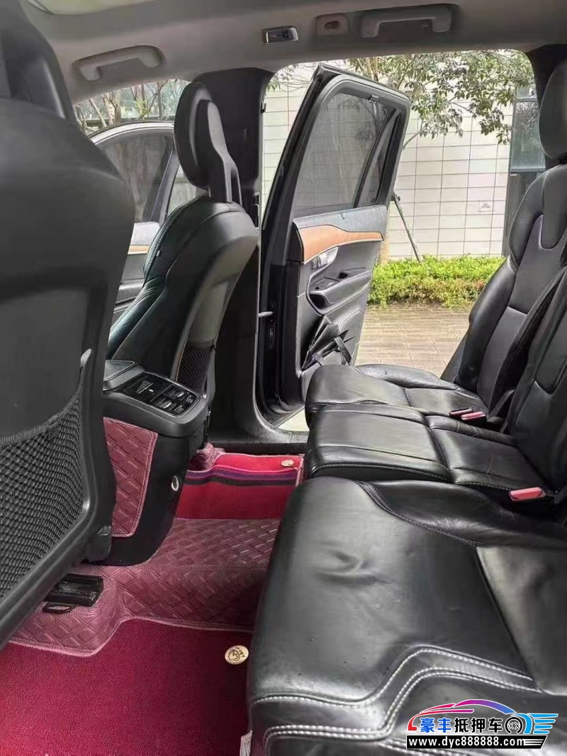 19年沃尔沃XC90轿车抵押车出售
