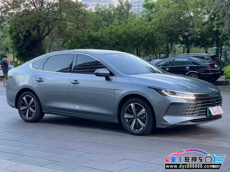 22年比亚迪驱逐舰轿车抵押车出售