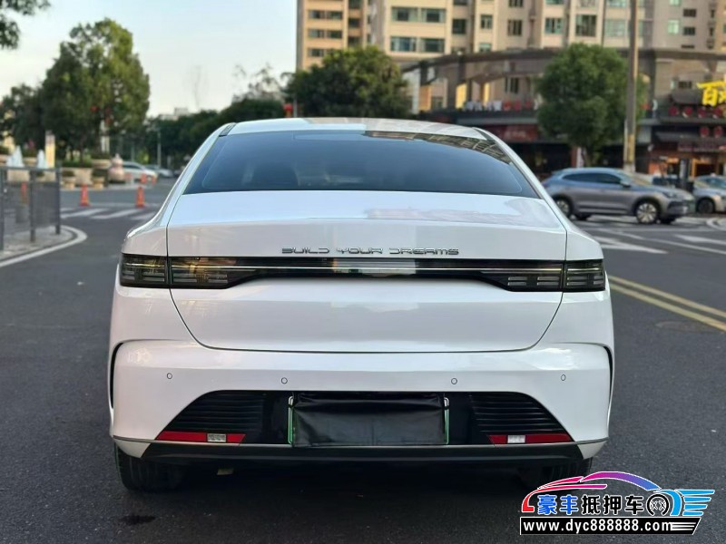 24年比亚迪驱逐舰轿车抵押车出售