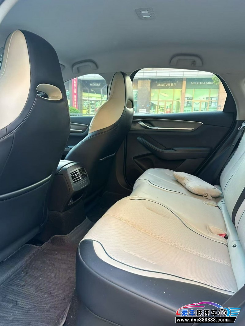 24年比亚迪驱逐舰轿车抵押车出售