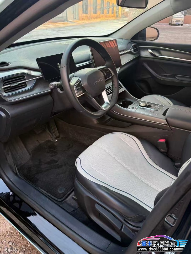 24年比亚迪驱逐舰轿车抵押车出售