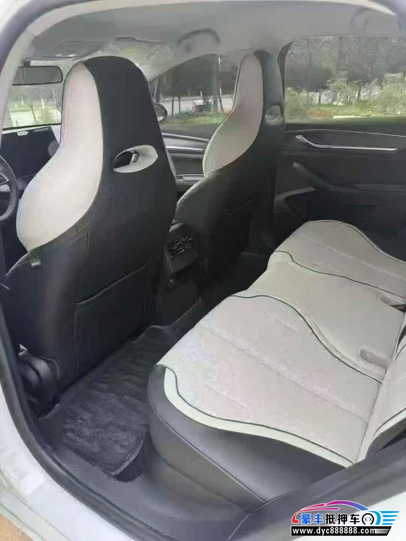 24年比亚迪驱逐舰轿车抵押车出售