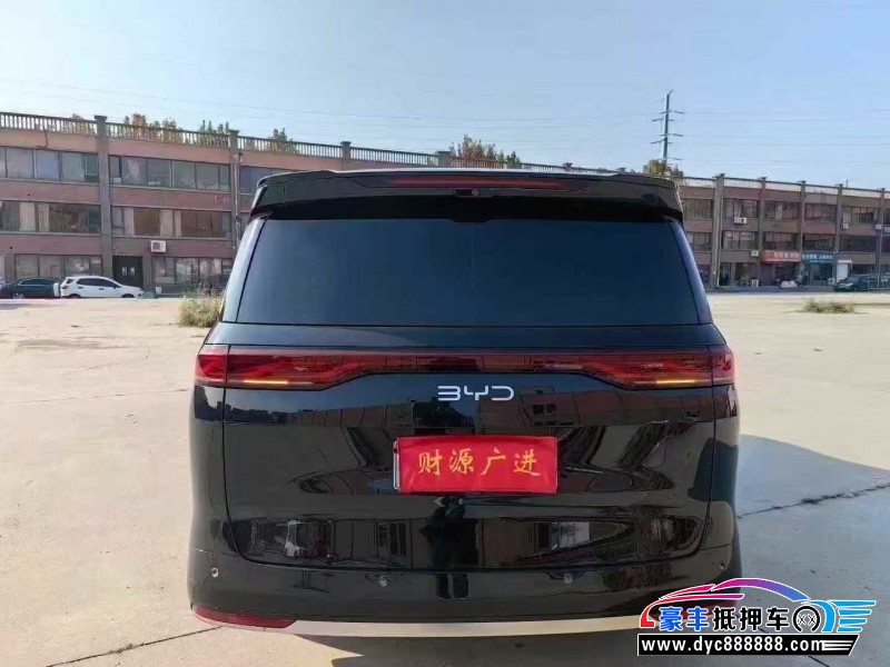 25年比亚迪夏轿车抵押车出售