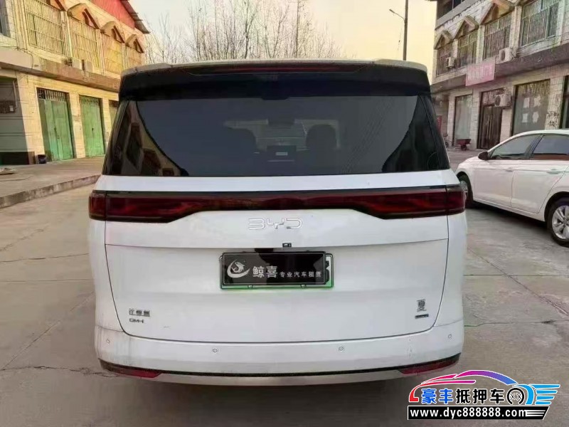 25年比亚迪夏轿车抵押车出售