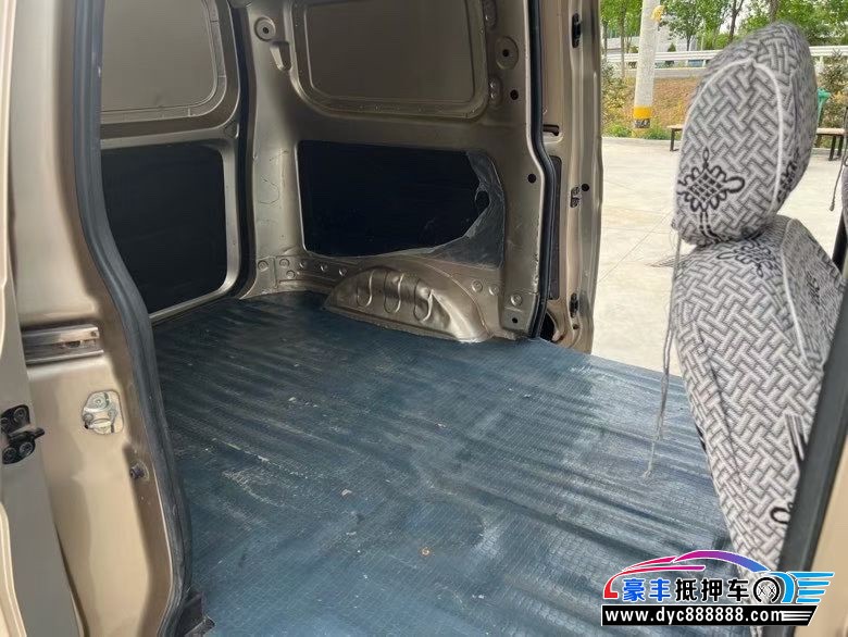 21年五菱汽车五菱宏光轿车抵押车出售