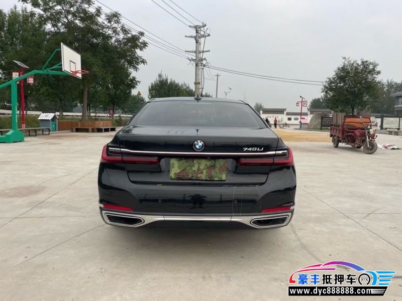 20年宝马7系轿车抵押车出售